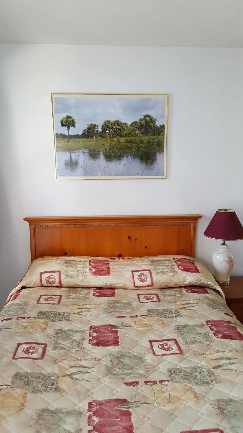 Maples Motel Orillia Eksteriør billede